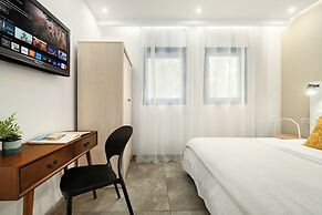 Royal Park Apt Resort by Sea N Rent