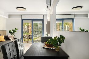 Royal Park Apt Resort by Sea N Rent