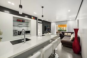 Royal Park Apt Resort by Sea N Rent