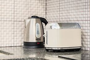 Royal Park Apt Resort by Sea N Rent