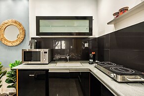 Royal Park Apt Resort by Sea N Rent