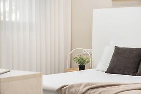 Royal Park Apt Resort by Sea N Rent