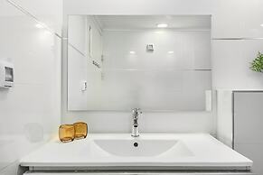 Royal Park Apt Resort by Sea N Rent