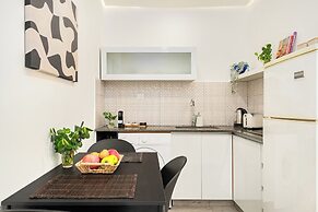 Royal Park Apt Resort by Sea N Rent