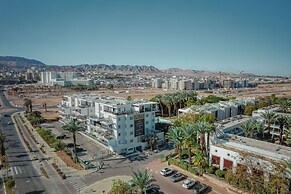 Royal Park Apt Resort by Sea N Rent