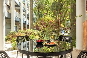 Royal Park Apt Resort by Sea N Rent