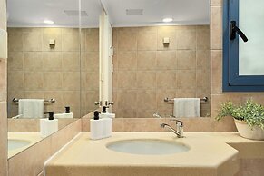 Royal Park Apt Resort by Sea N Rent