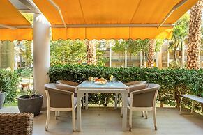 Royal Park Apt Resort by Sea N Rent