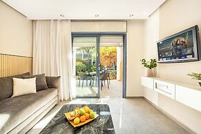 Royal Park Apt Resort by Sea N Rent