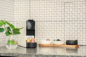 Royal Park Apt Resort by Sea N Rent