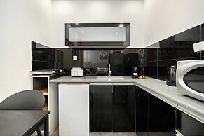 Royal Park Apt Resort by Sea N Rent