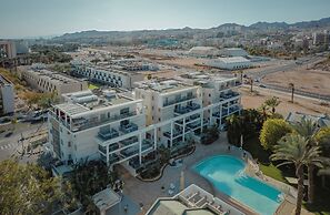 Royal Park Apt Resort by Sea N Rent