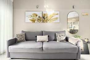 Royal Park Apt Resort by Sea N Rent