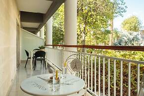 Royal Park Apt Resort by Sea N Rent