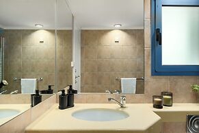 Royal Park Apt Resort by Sea N Rent