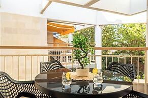 Royal Park Apt Resort by Sea N Rent