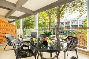 Royal Park Apt Resort by Sea N Rent