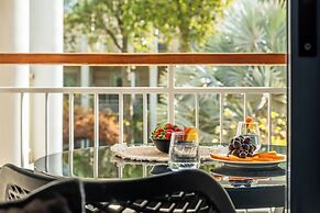 Royal Park Apt Resort by Sea N Rent