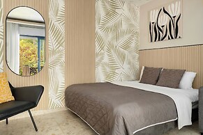 Royal Park Apt Resort by Sea N Rent