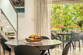 Royal Park Apt Resort by Sea N Rent