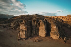 Royal Park Apt Resort by Sea N Rent