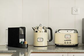 Royal Park Apt Resort by Sea N Rent