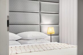 Royal Park Apt Resort by Sea N Rent