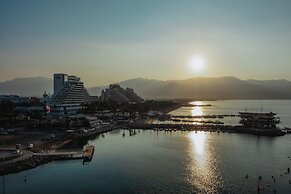 Royal Park Apt Resort by Sea N Rent