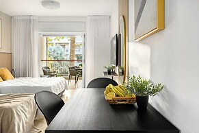 Royal Park Apt Resort by Sea N Rent