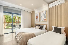 Royal Park Apt Resort by Sea N Rent