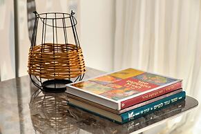 Royal Park Apt Resort by Sea N Rent