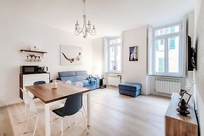 Pleasant Family Apt next to Lake Como