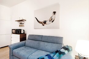 Pleasant Family Apt next to Lake Como