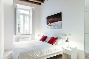 Pleasant Family Apt next to Lake Como