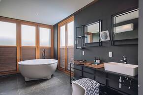 Reflexion Villas GLANZ