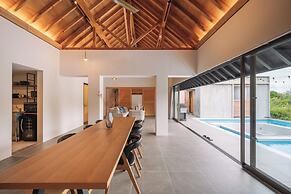 Reflexion Villas GLANZ