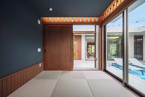 Reflexion Villas GLANZ