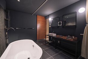 Reflexion Villas GLANZ