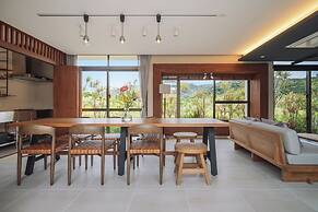 Reflexion Villas GLANZ