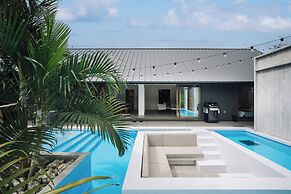 Reflexion Villas GLANZ