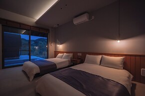 Reflexion Villas GLANZ