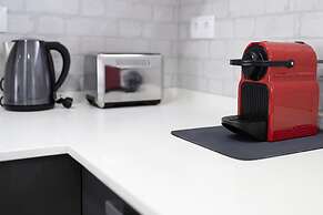 Olivais Modern by Homing