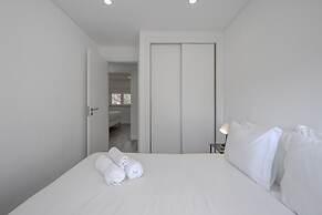 Olivais Modern by Homing