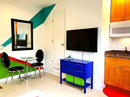 Studio in Las Olas Near FL Beach