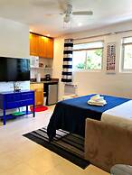 Studio in Las Olas Near FL Beach