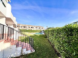 Quarteira Classic 2 With Pool by Homing