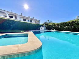Quarteira Classic 2 With Pool by Homing