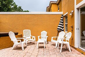 Stylish 3BR Townhouse 15 min to Disney Parks