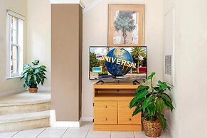 Stylish 3BR Townhouse 15 min to Disney Parks