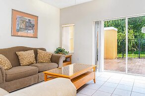 Stylish 3BR Townhouse 15 min to Disney Parks